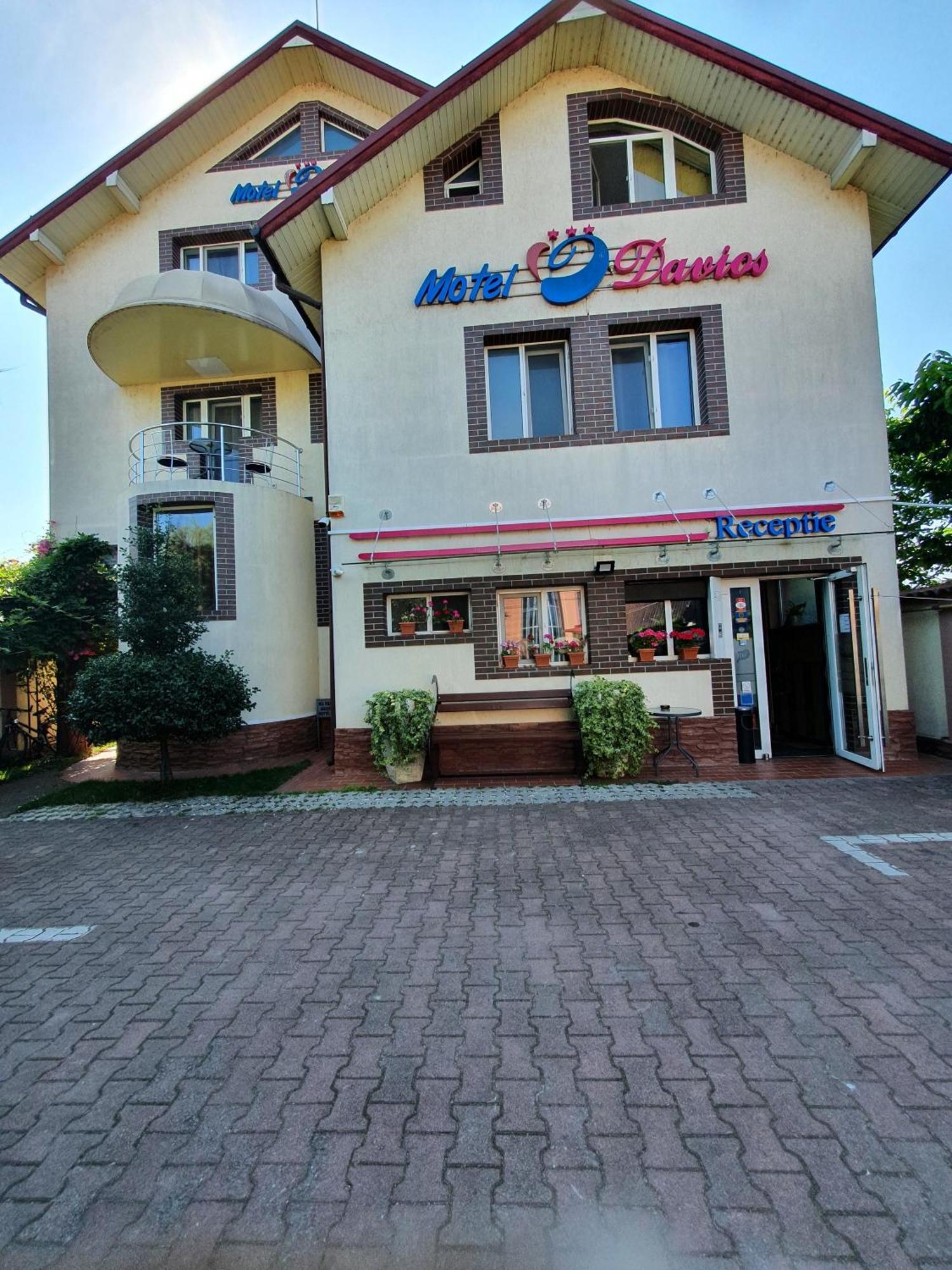 Motel Davios Târgu Jiu Exterior foto
